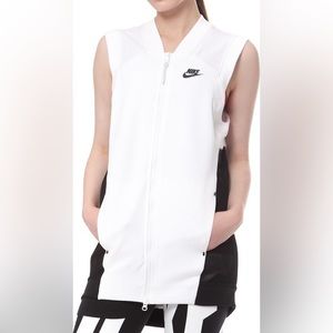 NEW $150 Womens Nike Tech Fleece Cocoon Vest SIZE SMALL 725846 100